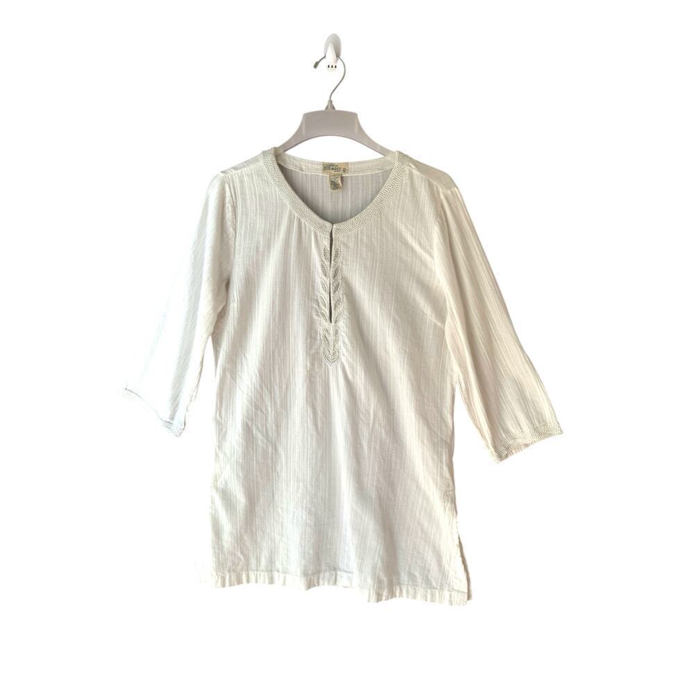 Authentic old navy XL‎ women’s white beaded blouse